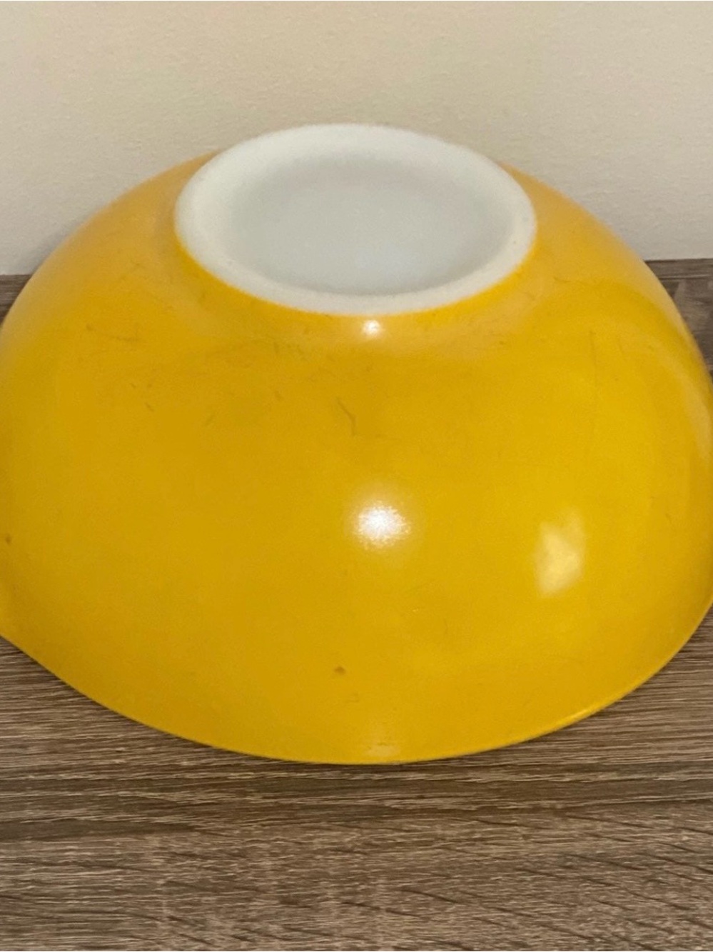 Pyrex Yellow and Green Mixing Bowls - Picture 7 of 10